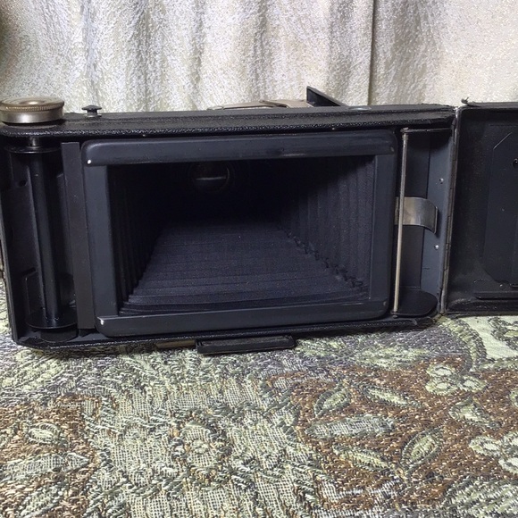 Vintage bellows camera folding Kodak vigilant junior with original booklet - Picture 12 of 13